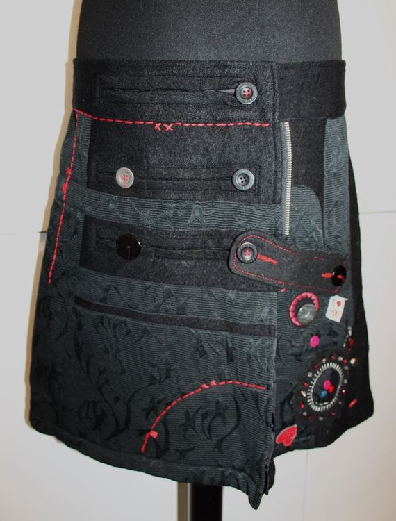 Jupe Desigual Taille M/38 Multicolore - Style évasé - Occasion Très Bon état