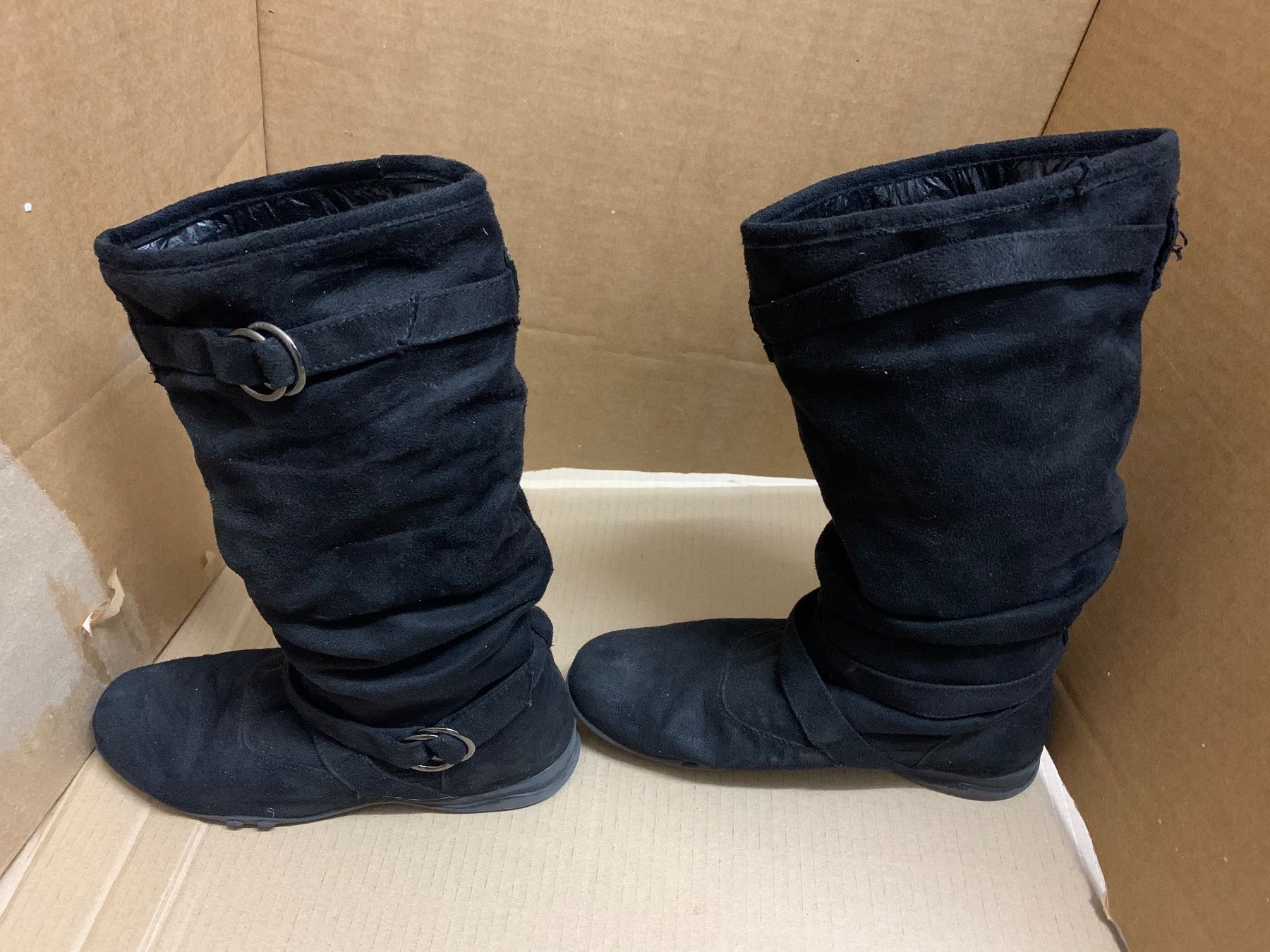Scarpe da donna: Stiefel Grösse 36 schwarz – Usato da Eschlikon TG venduto da ArtRec 1