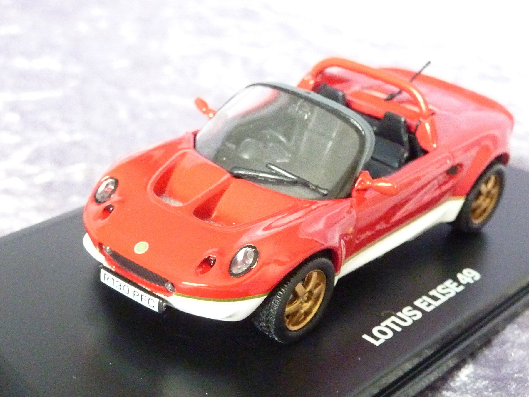 Lotus Modellini d'auto: Lotus Elise rot 1:43 – Nuovo e nell'imballaggio originale da Dürrenäsch venduto da modellautos4you 2