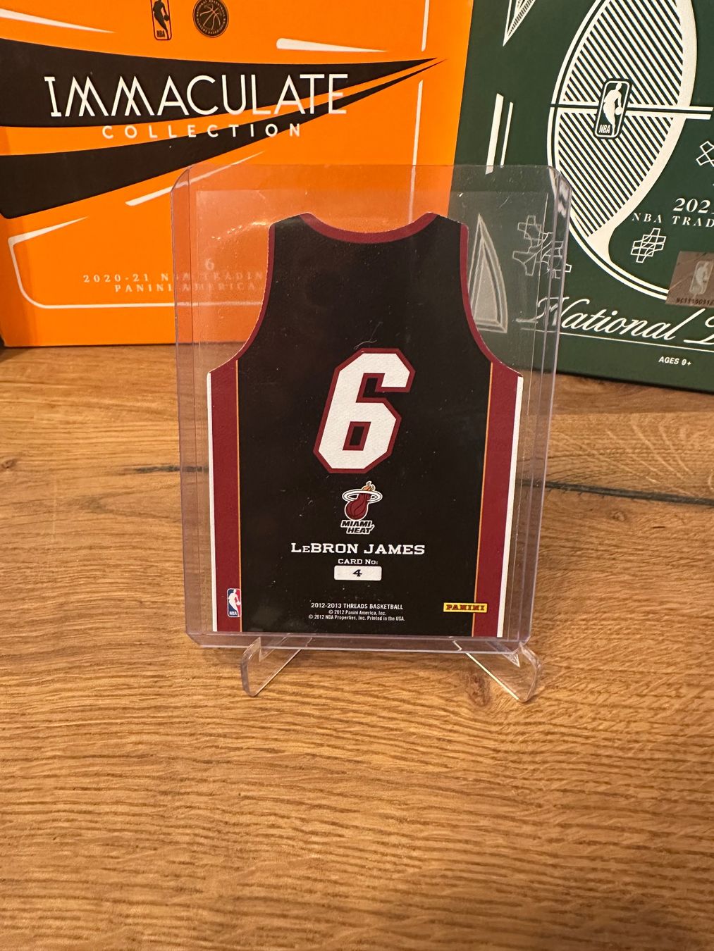 Nba Cartes à collectionner: LeBron James Panini Threads – D'occasion à Vullierens par Gaara04 1