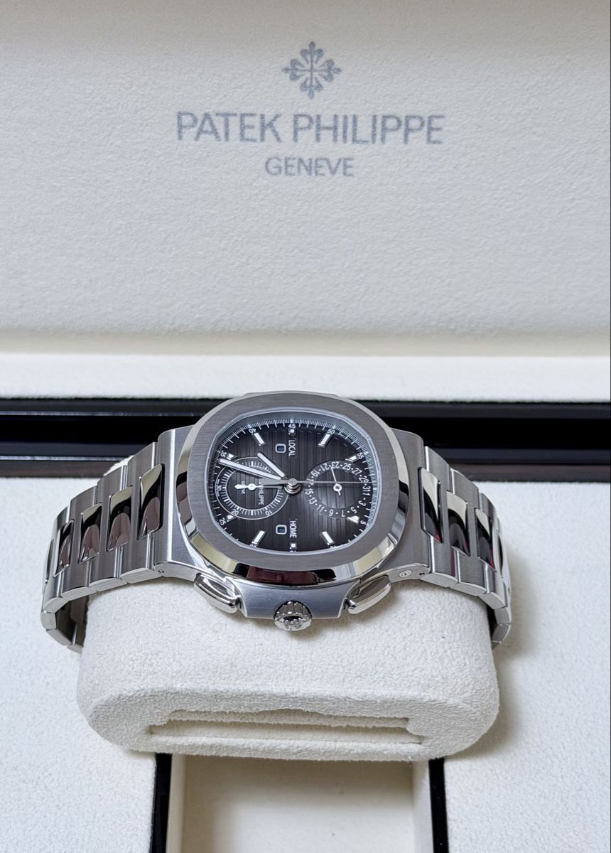 Patek Philippe Orologi: Patek Philippe 5990/1A-001 NEW  – Nuovo (secondo la descrizione) da Zürich venduto da WATCHROOM 3