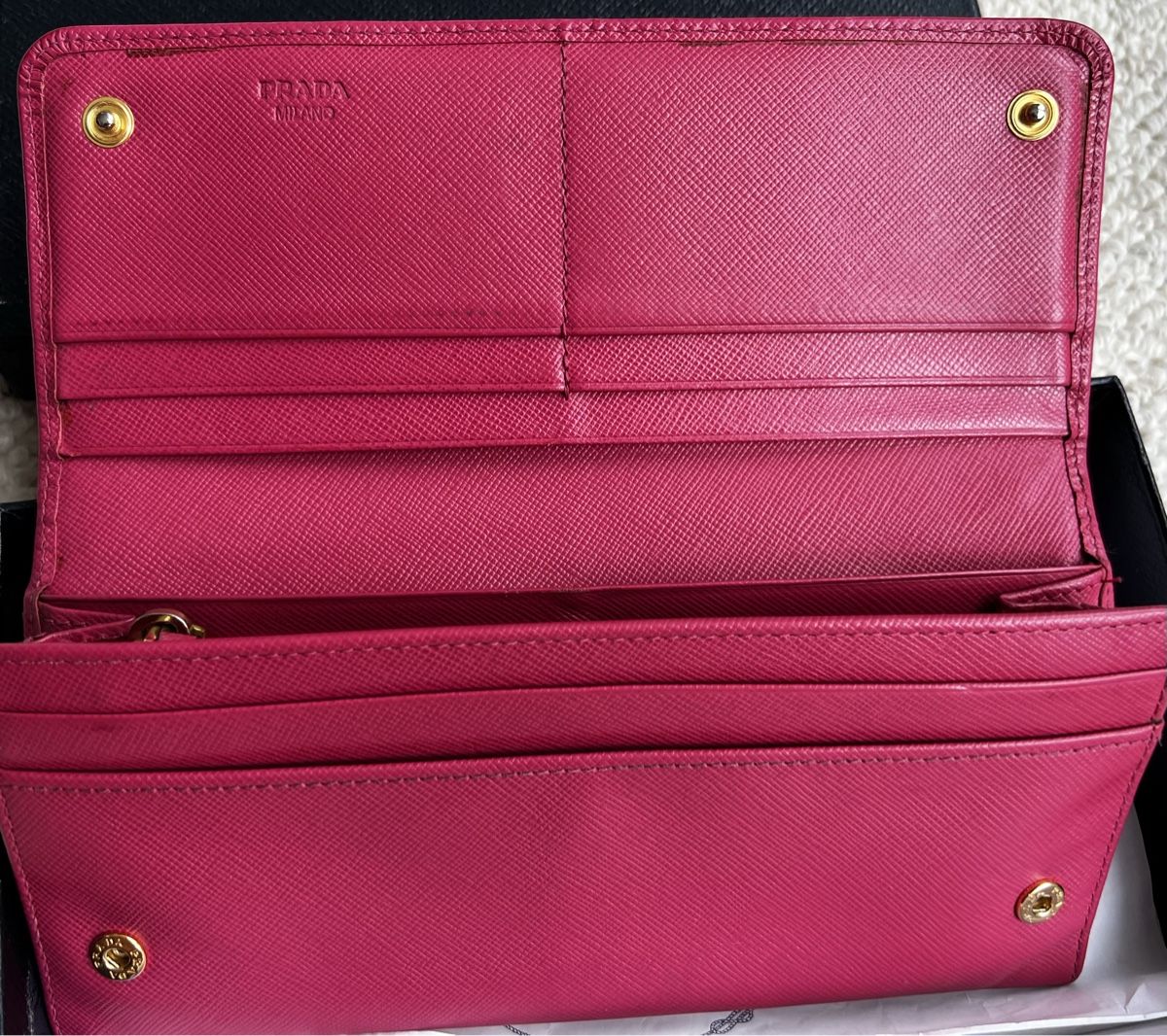 Prada Portamonete: Prada Portemonnaie – Usato da Zürich venduto da ClosetKTT 1