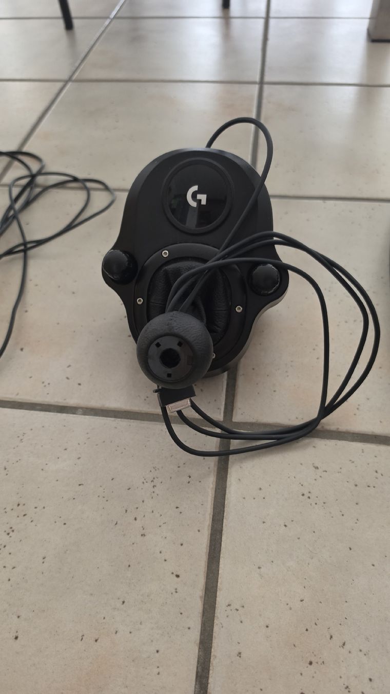 Steuerung: Logitech G29 Driving Force Rennrad-Pedale-Set Inkl. Schalter – Gebraucht aus Selzach von Denis_Ademaj 3