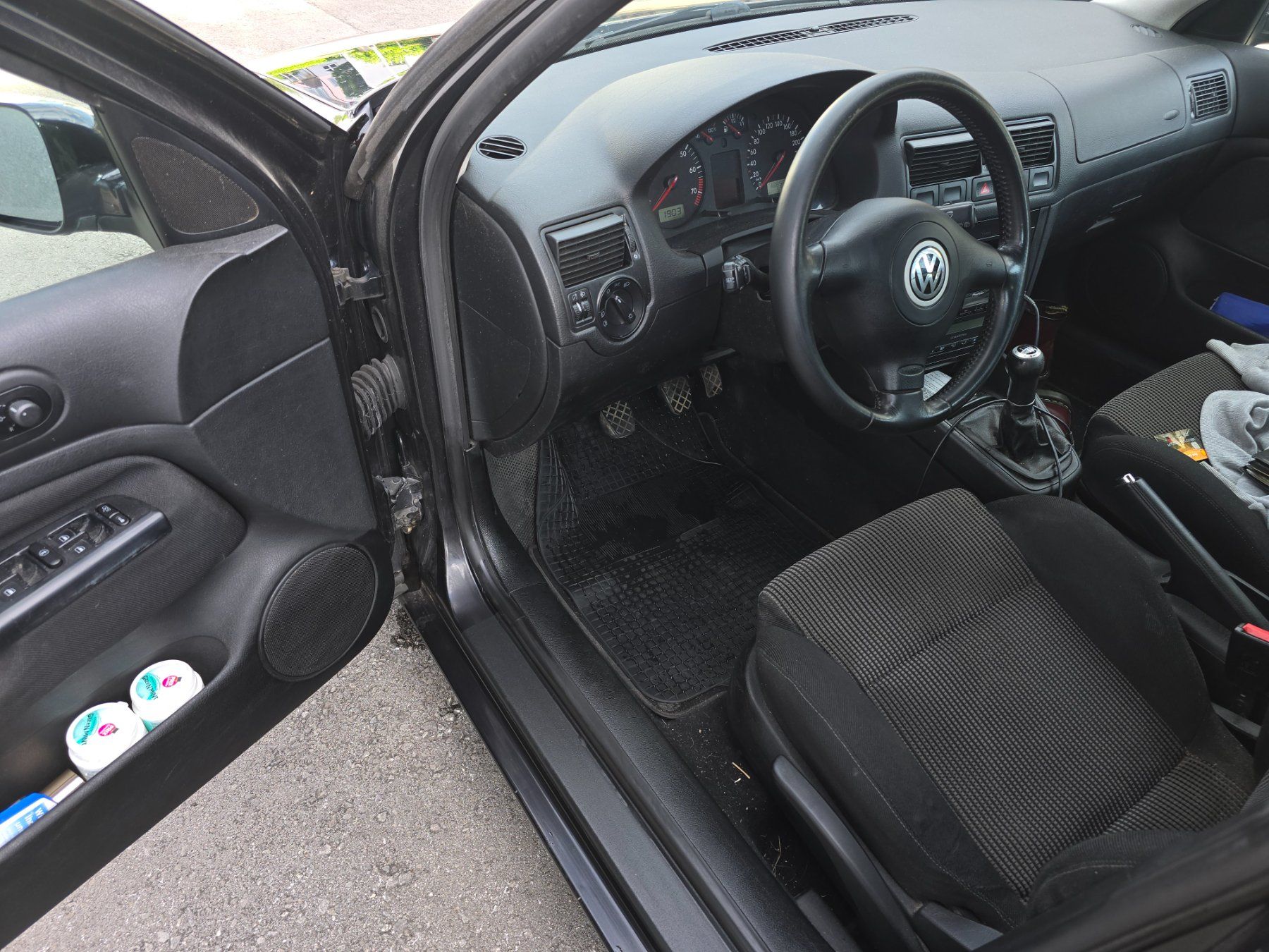 VW Automobili: VW Golf IV 4motion 2.3 V5 ab MFK – Usato da Rebstein venduto da Hossarossa 8