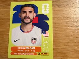 Panini USA 11 Cristian Roldan