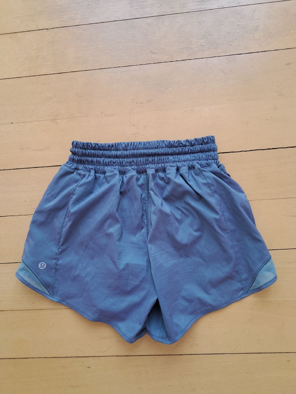 Lululemon Pantaloni: Lululemon Shorts – Usato da Thalwil venduto da sternenstaub369 1