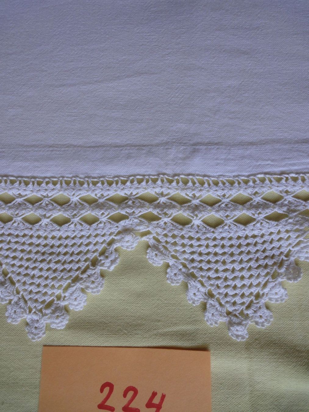 Linge de lit: Antikes Oberleintuch mit Spitzen – D'occasion à Chur par omonia 1
