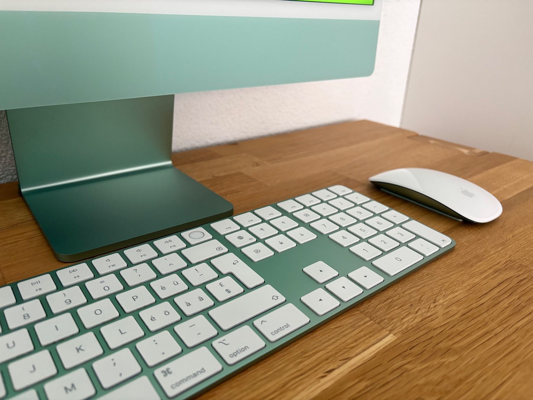 iMac 24