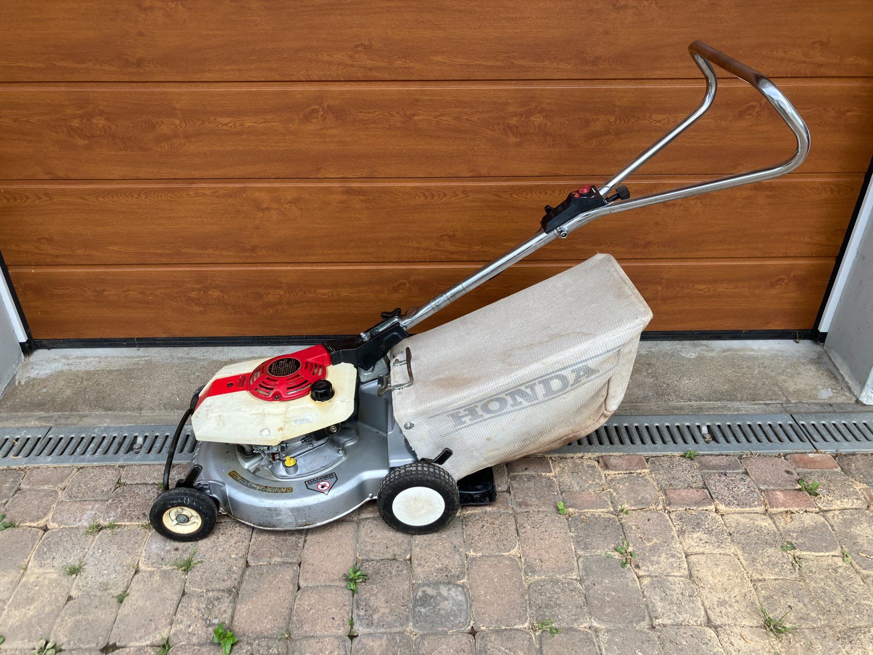 Honda Tagliaerba: Rasenmäher Honda HR 17 – Difettoso da Lenk im Simmental venduto da Jrg7410 3