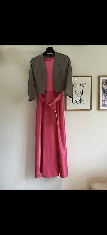 Robes: Cocktail Kleid lang – D'occasion à Nottwil par domschniek