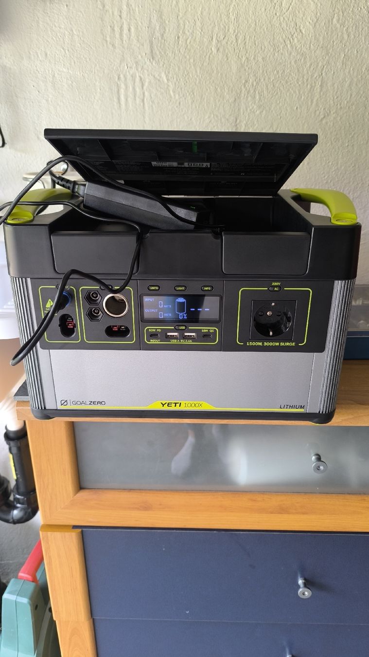 Goal Zero Dispositivi a energia solare: Power Station Goal Zero Yeti 1000X – Usato da Neftenbach venduto da EVE_serenite 4