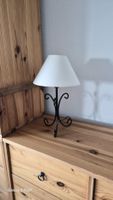 Lampe de table fer forgé abat-jour blanc bon état