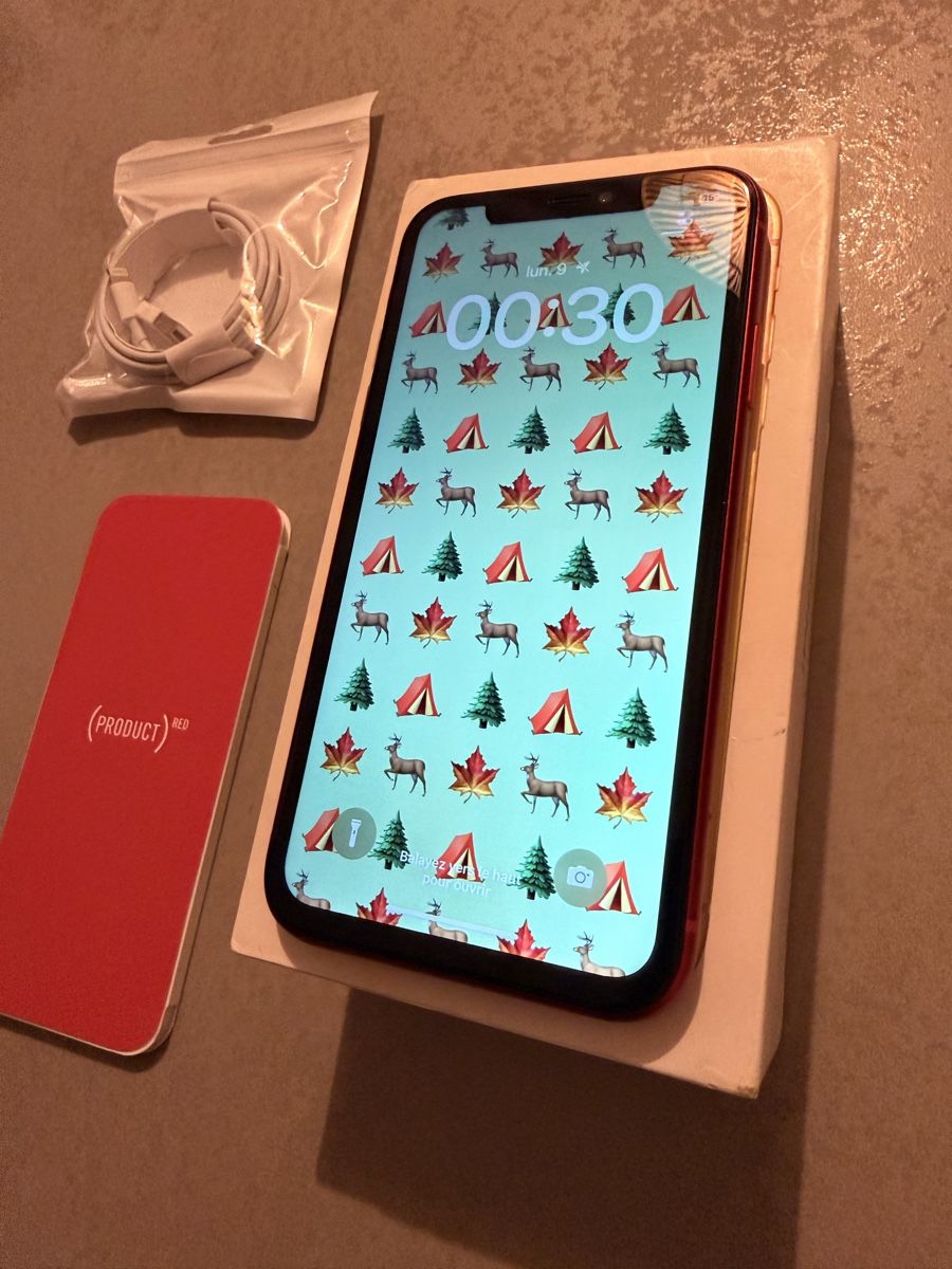 Apple Handys / Smartphones: iPhone 11 red neuf + 12mini 👍 – Gebraucht aus Pully von Valoudu42