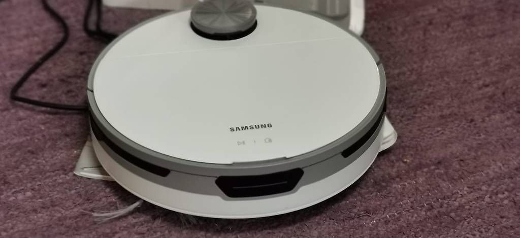 Aspirapolveri & Accessori: Samsung Saugroboter mit Absaugstation Jet Bot+ – Usato da Aarburg venduto da Marianset 2