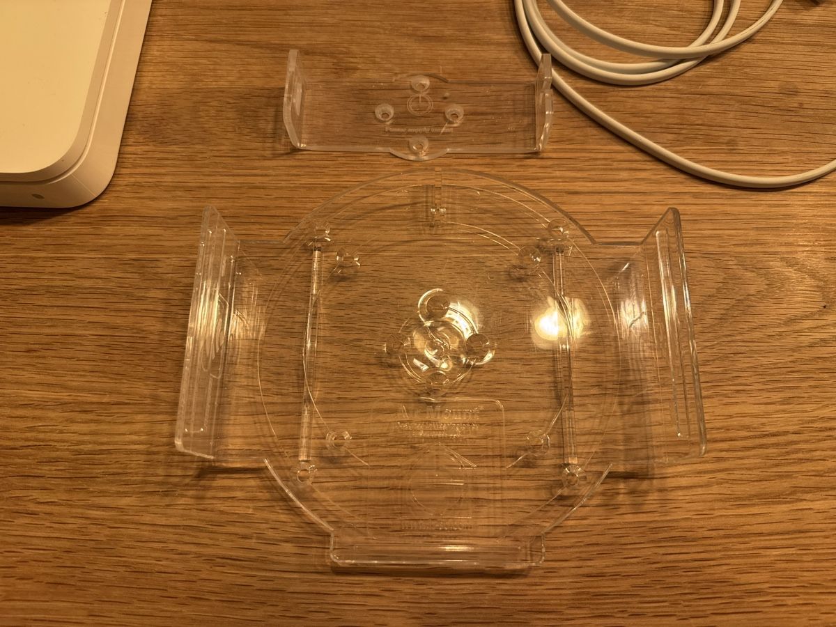 Apple Modem & Router: Apple Airport Extreme WLAN Basisstation – Usato da Lyss venduto da aschempp 5