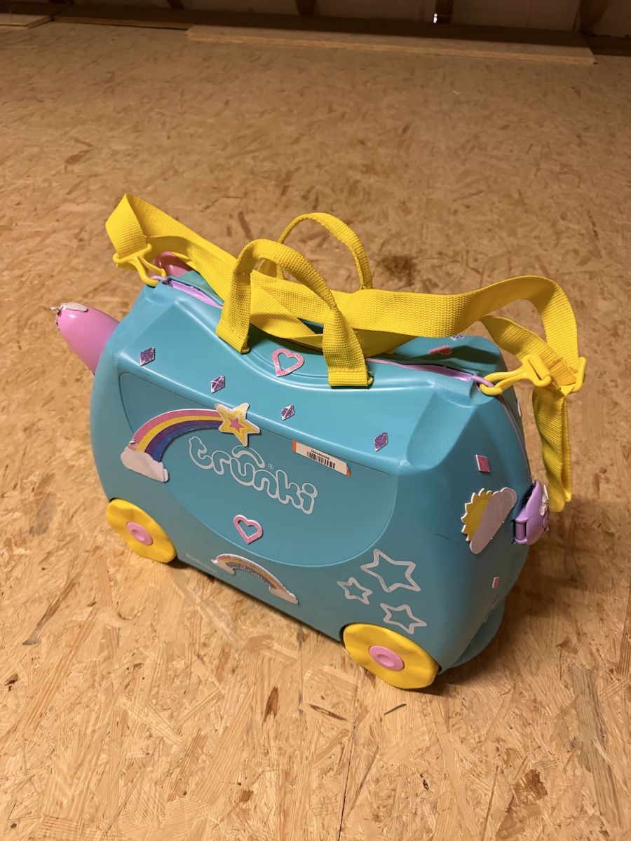 Trunki Reisekoffer: Trunki Kinderkoffer Rollkoffer mit Tragegurt – Gebraucht aus Schaffhausen von Seko1 1