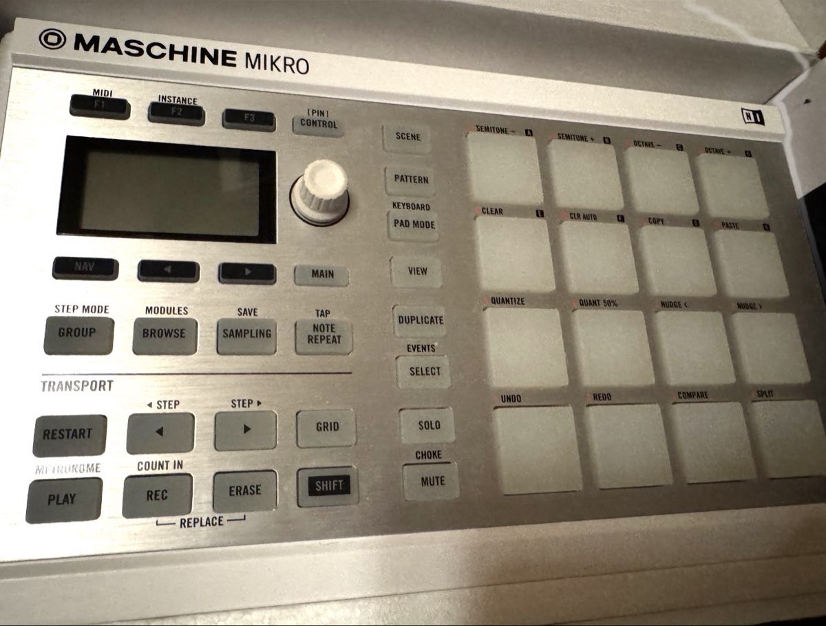 Console di mixaggio: Maschine Micro MK2 – Nuovo (secondo la descrizione) da Pratteln venduto da lea_v2ps 2