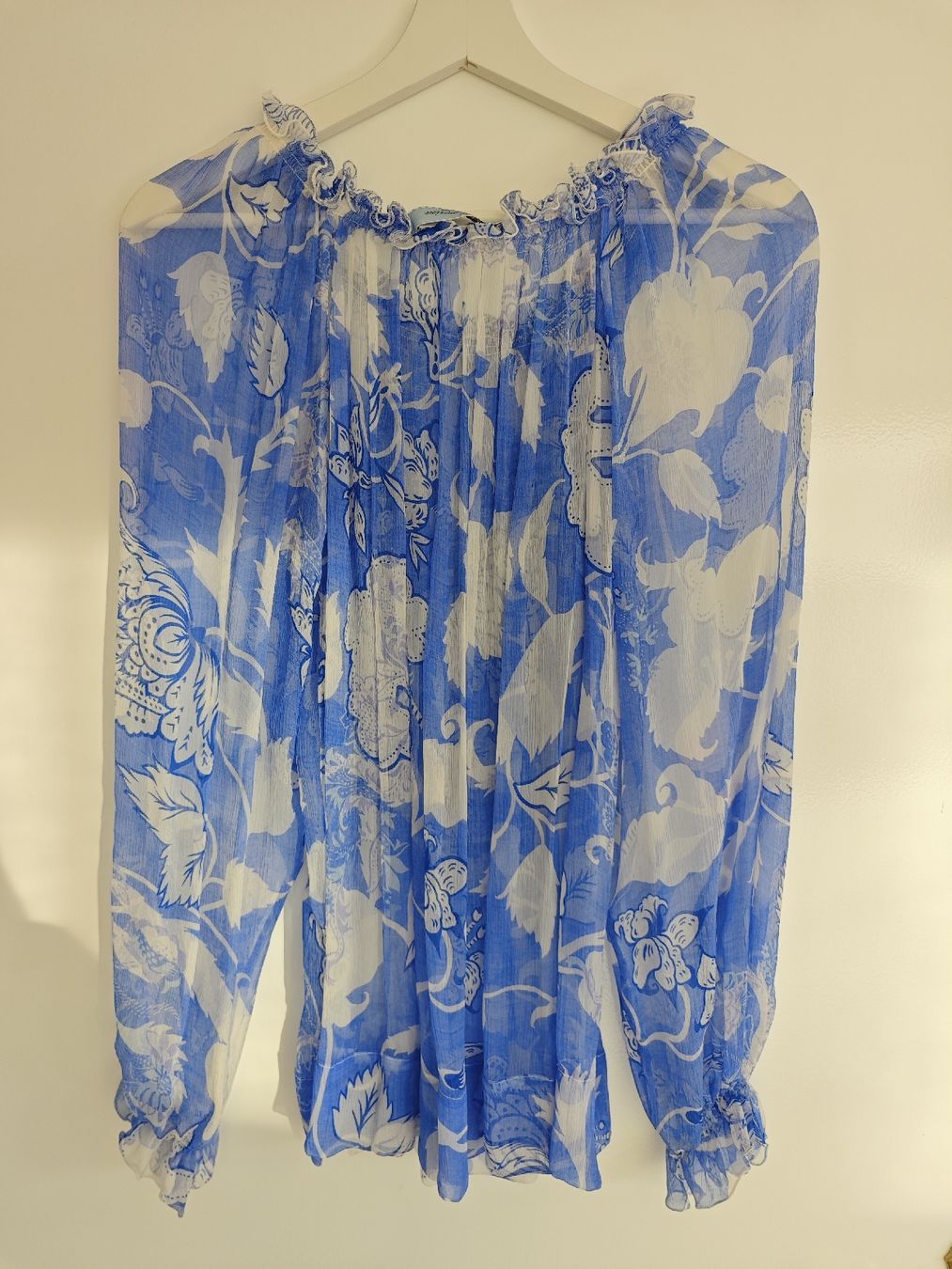Blusen: BLUMARINE Seidenbluse – Neu (gemäss Beschreibung) aus Erlenbach ZH von nlh 5
