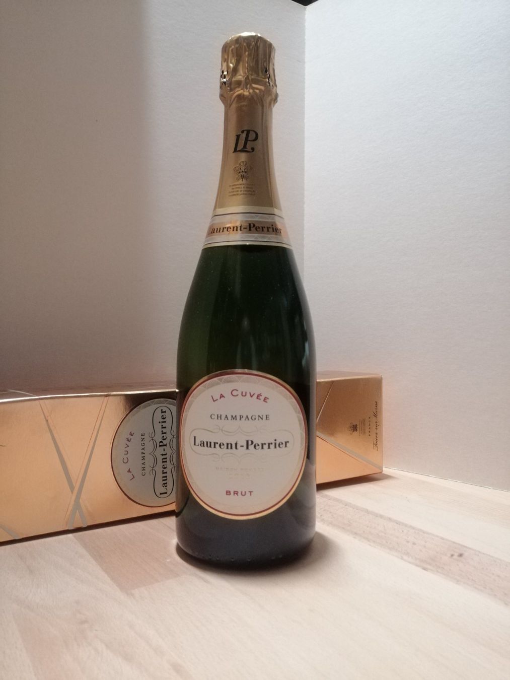Wein: Champagner "Laurent-Perrier" – Neu und originalverpackt aus Mörschwil von Erwin8242