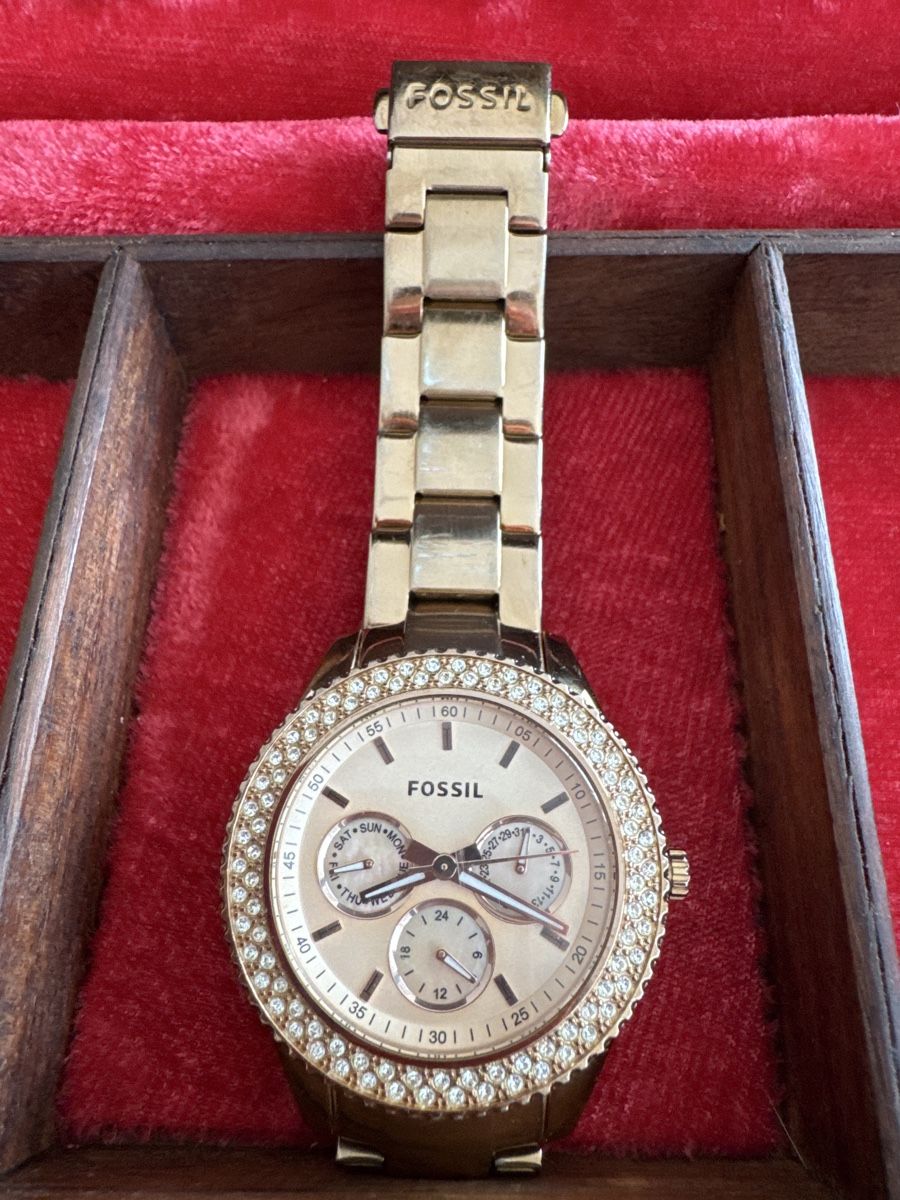 Fossil Orologi: Fossil Damenuhr, Gold, mit Steinen – Usato da Neftenbach venduto da fab_7vh9 3