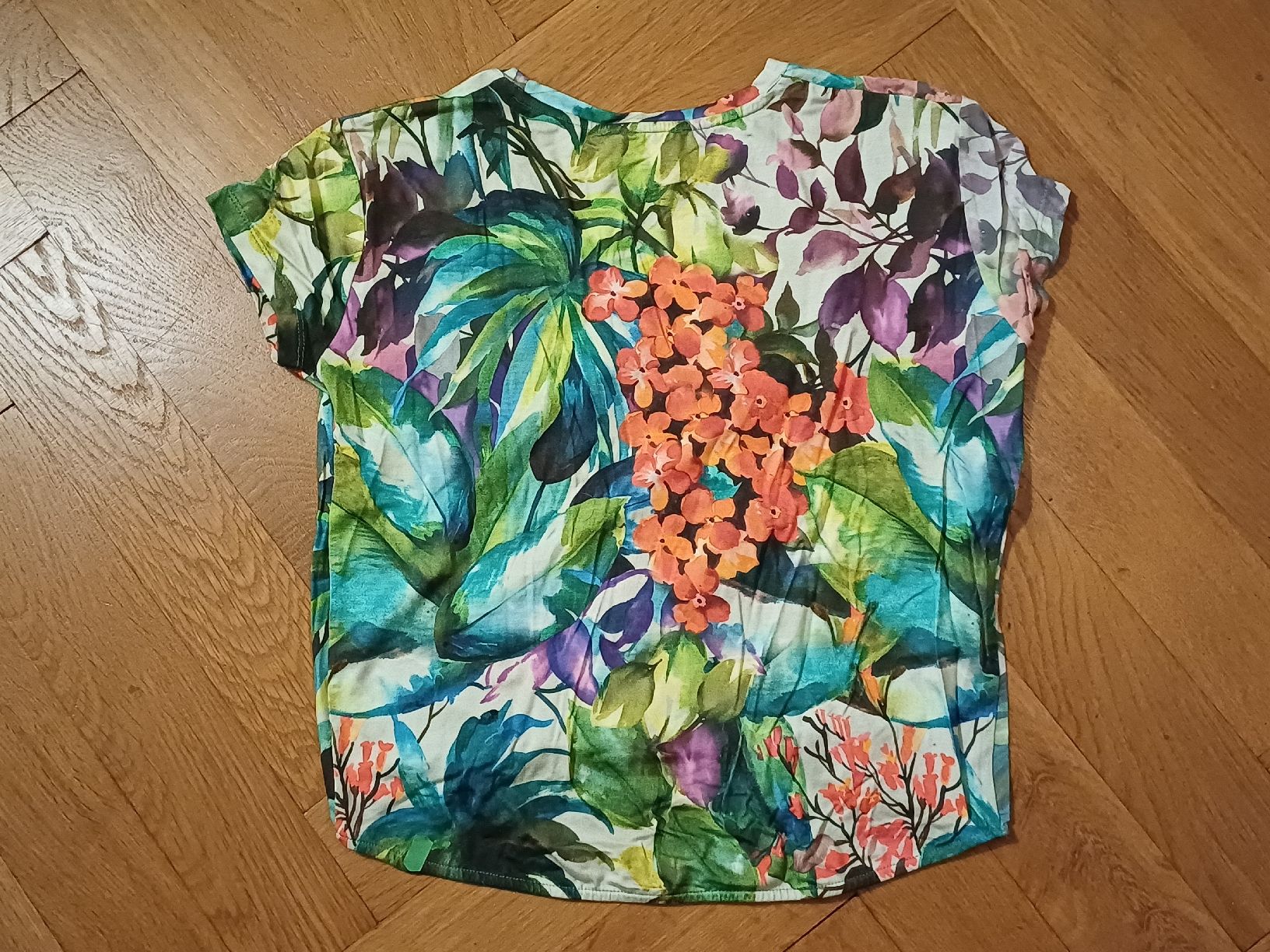 Desigual T-shirt: Desigual T-Shirt, XS – Nuovo (secondo la descrizione) da Basel venduto da klaraleoni 1