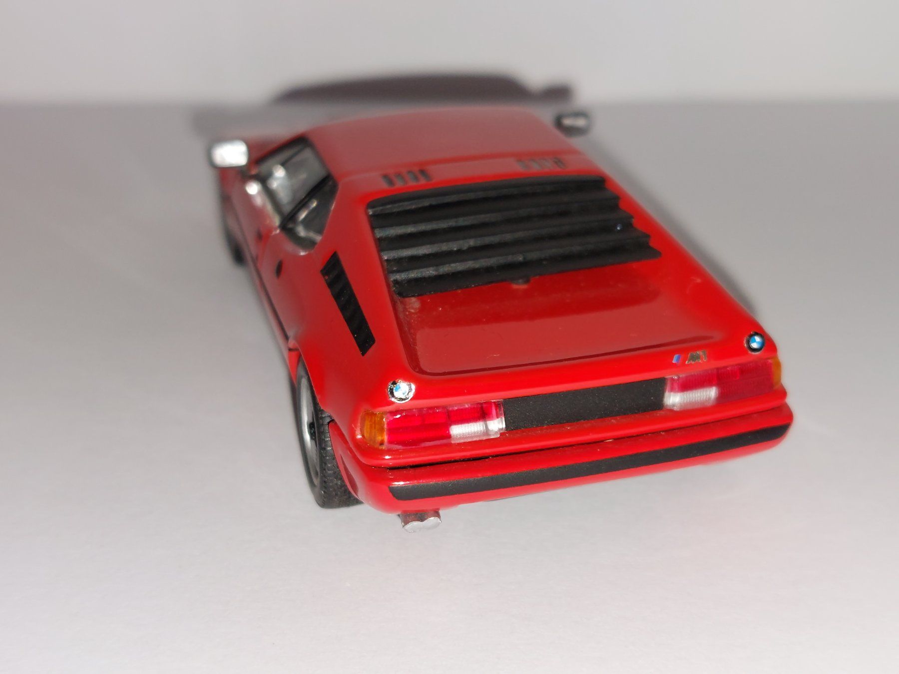 Minichamps Modellini d'auto: BMW M1 1:43 Minichamps – Usato da Diegten venduto da isetta590 4