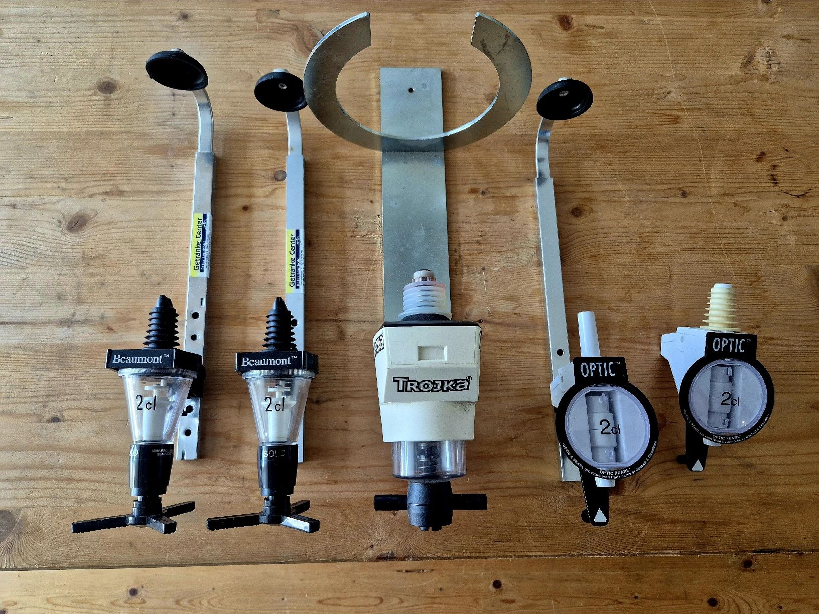 Laufwerke & Adapter: Schnapsdosierer – Gebraucht aus Rheineck von nivedia