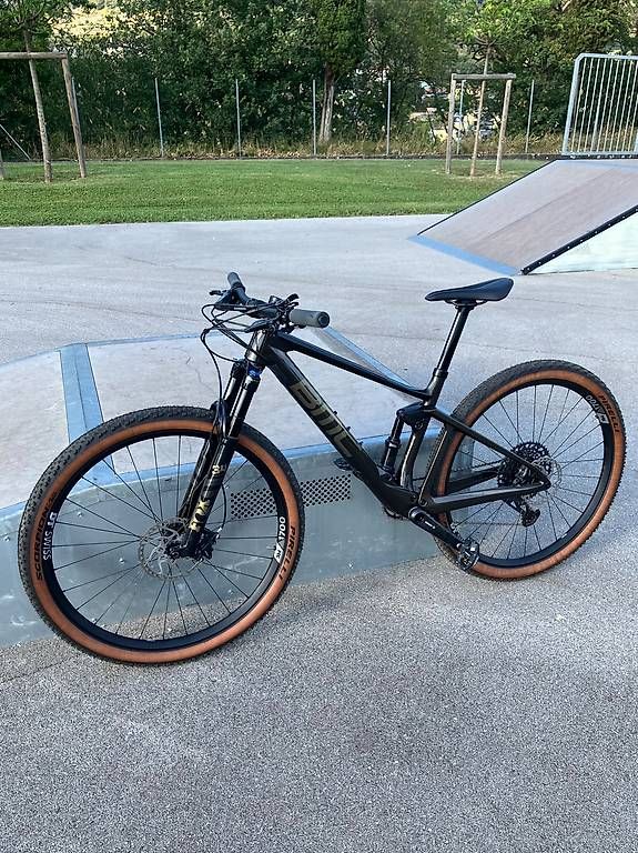 Velos: Fourstroke 01 LT TWO – Gebraucht aus Mendrisio von elf_7fnq
