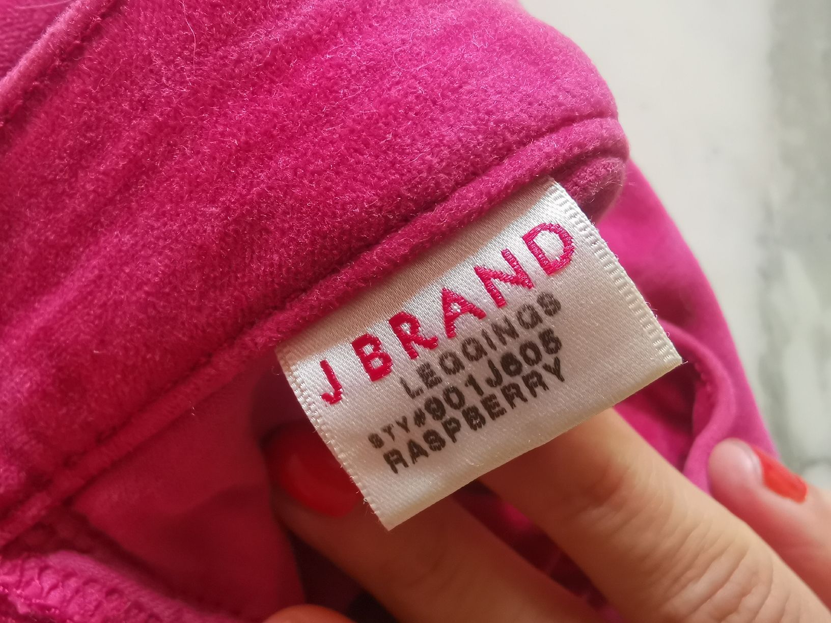 Pantaloni: JBrand Slim Samt Hose – Usato da Uerikon venduto da pink_flamingo 3