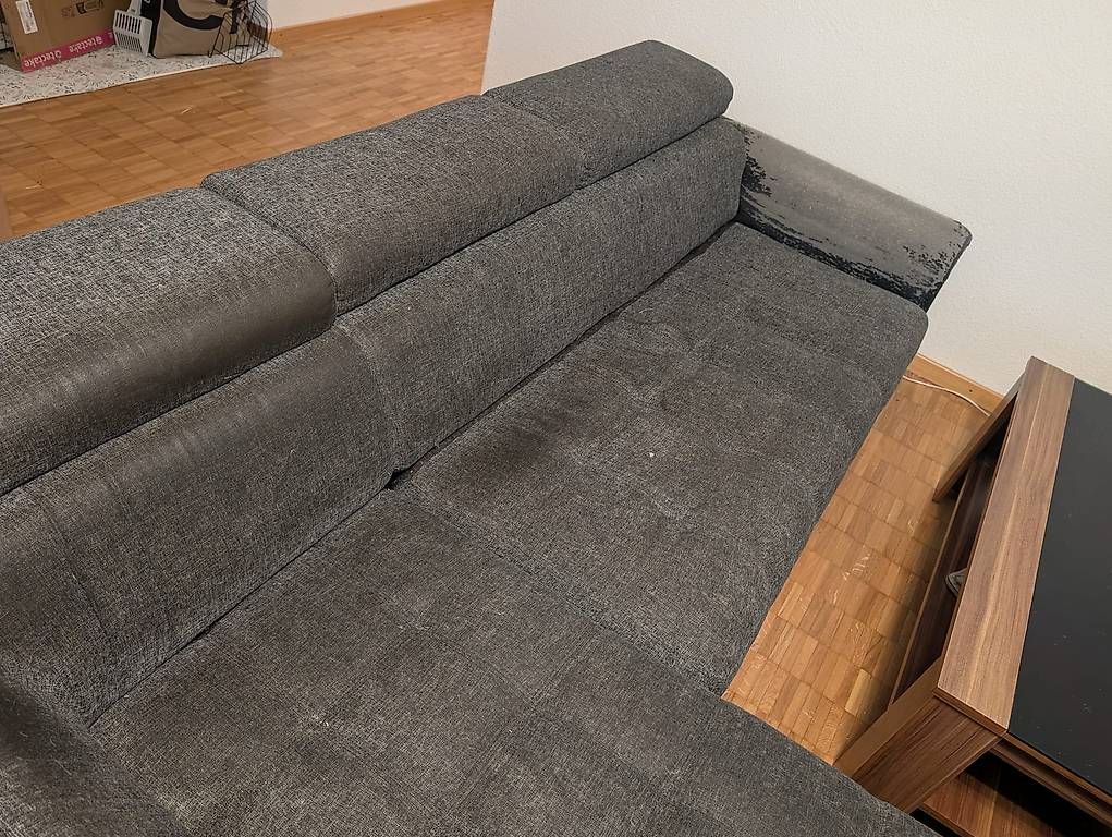 Sofas: URGENT A DONNER – Gebraucht aus Baulmes von reyso 2