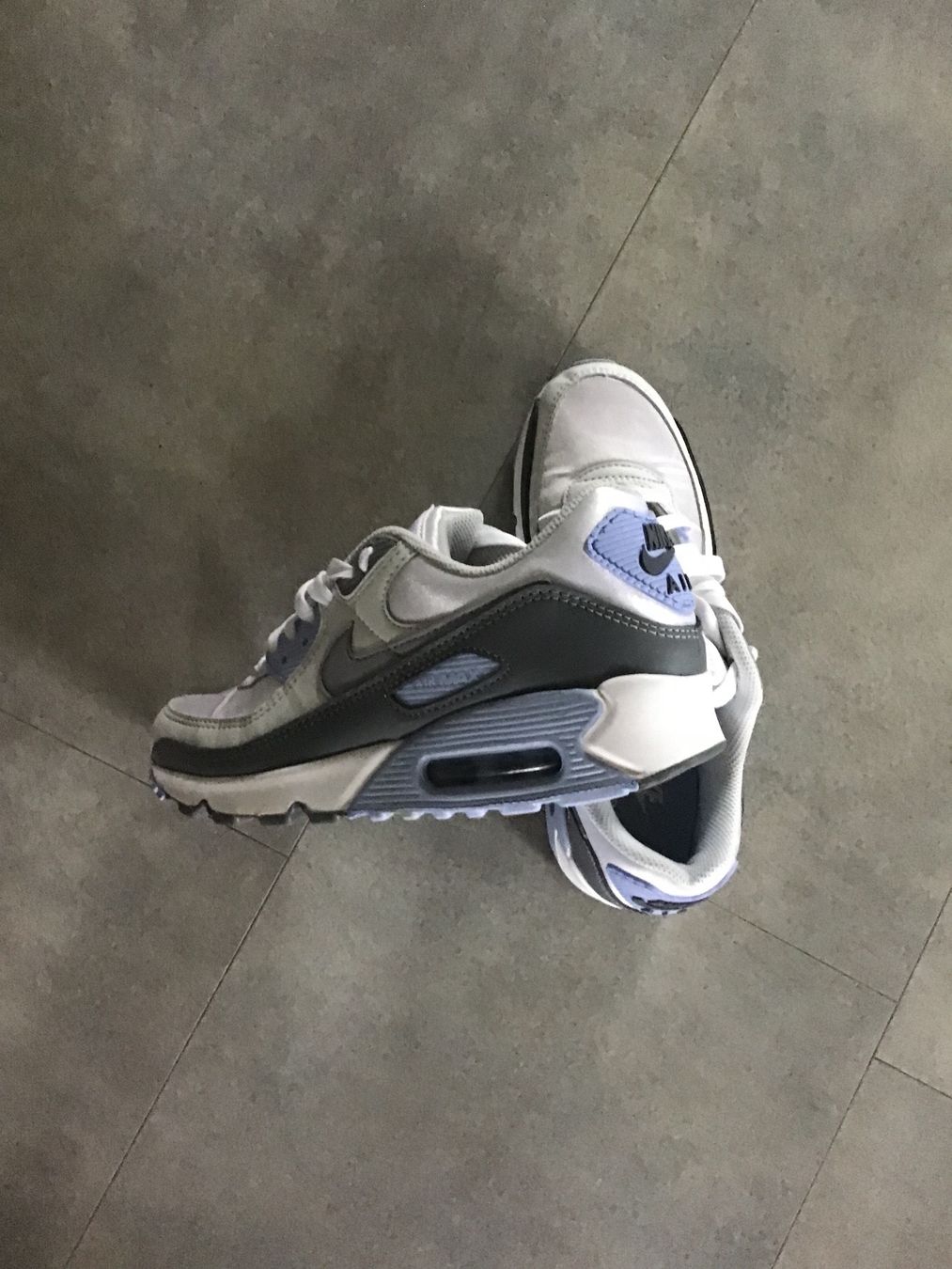 Nike Chaussures femmes: Schuhe "Nike" Gr. 39... – D'occasion à Uetendorf par Koh0 3