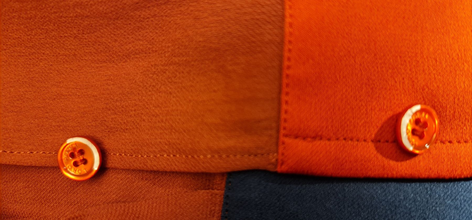 Loro Piana Camicette: Loro Piana Bluse. Gr.40. Seide – Usato da Zürich venduto da Olala_ 4