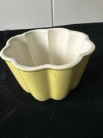 Gelbe Rössler Puddingform, Keramik, Vintage Stil