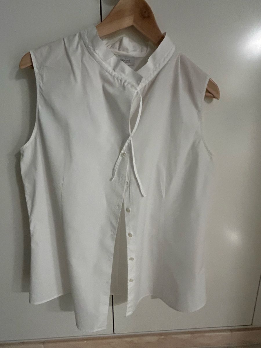 Blusen: Weisse Bluse von der Marke Van Laack – Neu (gemäss Beschreibung) aus Zürich von sop_82jx