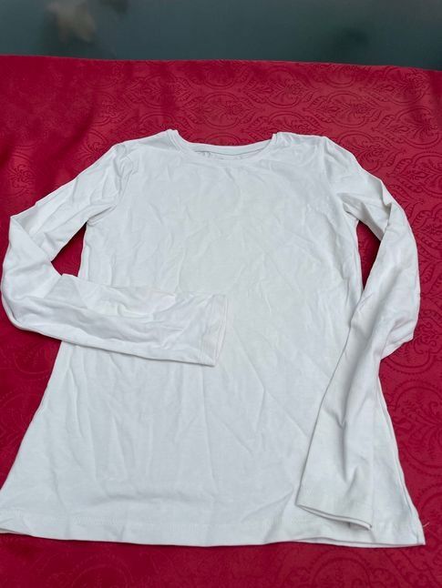 H&M Maglioni & Felpe: Mädchen Sweatshirt weiss 134/140 – Usato da Bergdietikon venduto da antovale