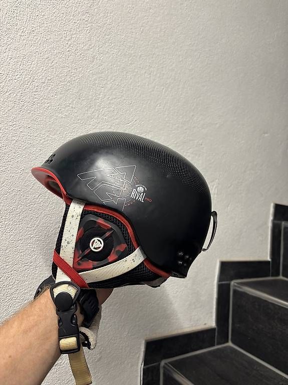 Helme: Snowboardhelm – Gebraucht aus Wimmis von Cooggee 1