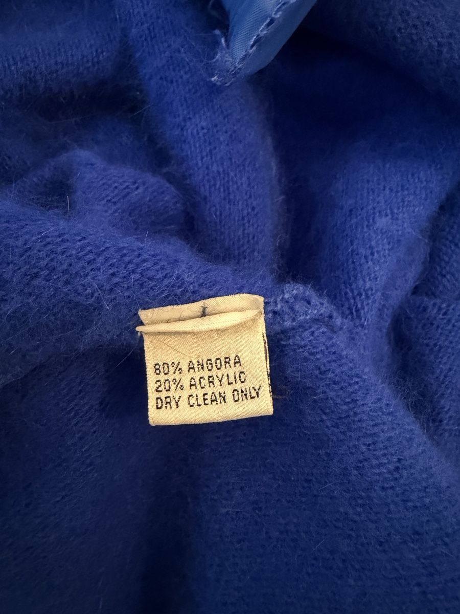 Giacche: Strickjacke Blau 80% Angora, Grösse M, Samtig-weich – Usato da Basel venduto da Ksjusha 5