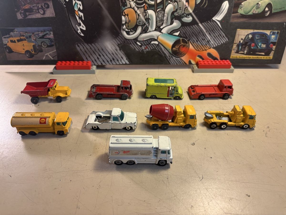Voitures modèles: Husky Autos – D'occasion à Möriken AG par Classics16