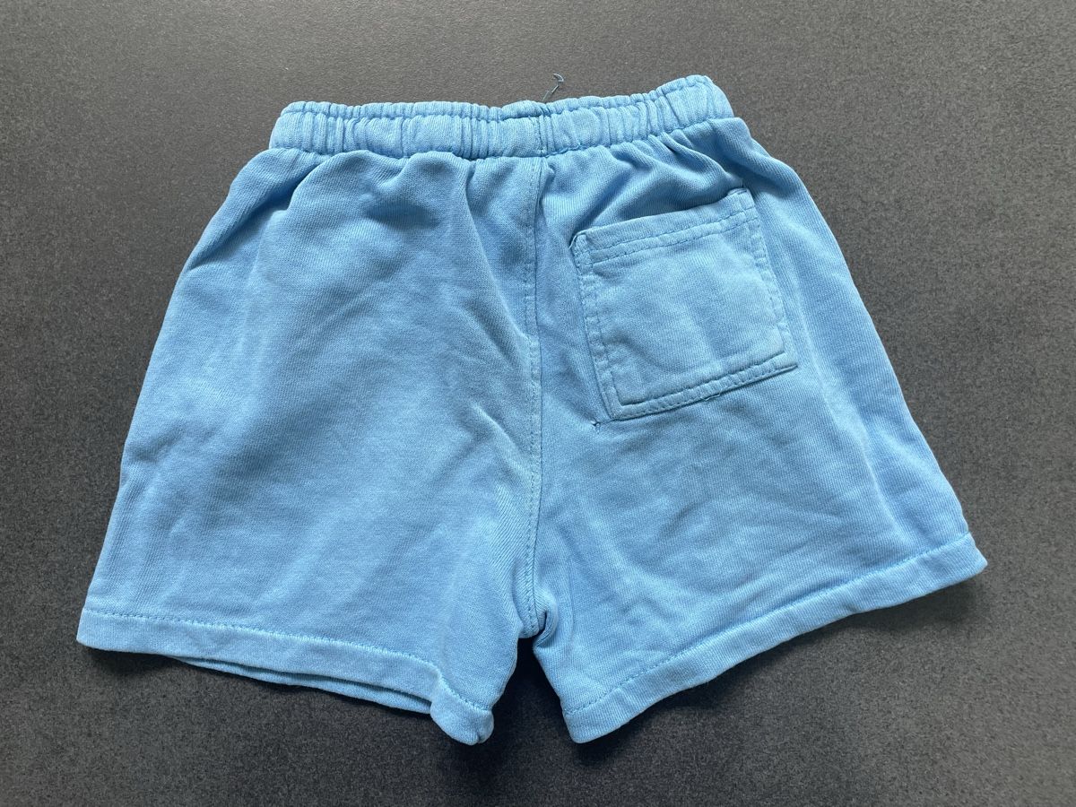 Zara Pantaloni: Shorts Gr. 104 Zara – Usato da Aesch ZH venduto da lawas 1