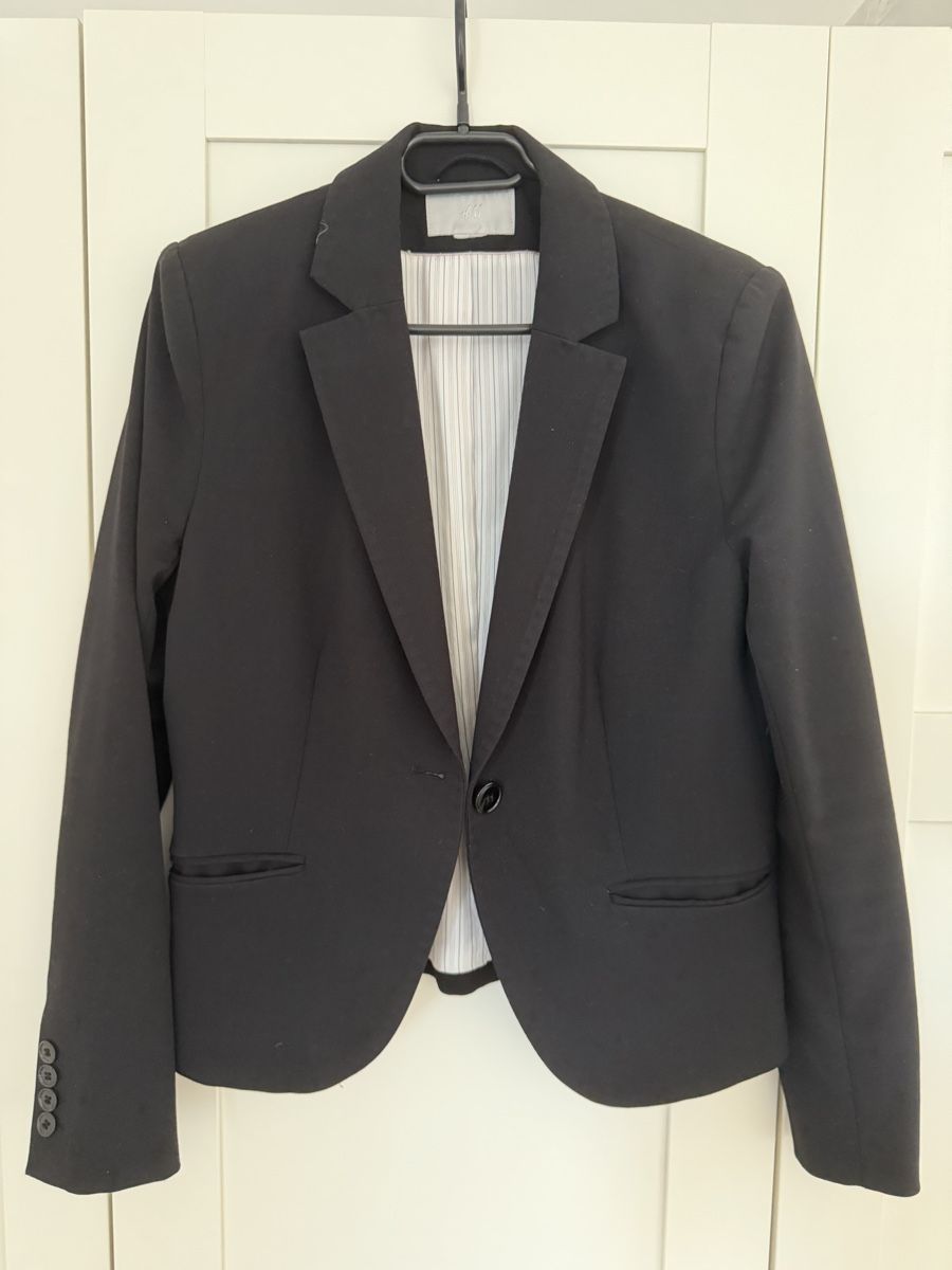 H&M Completi & Tailleur: Blazer schwarz Grösse M | H&M mit Mängel – Usato da Winterthur venduto da saram26