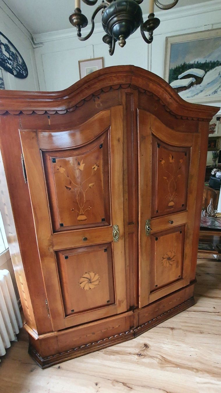 Armadi: Schöner Barock Schrank 1809 – Usato da Flawil venduto da Naphtali