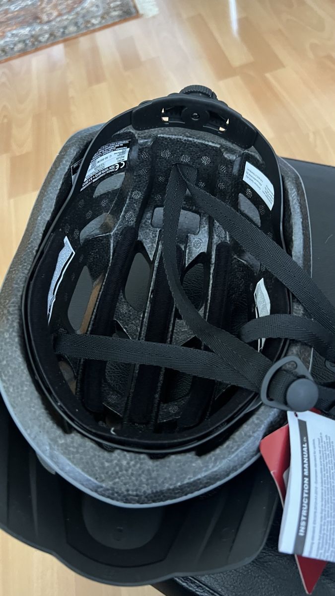 Stoke Helme: Velohelm – Gebraucht aus Eschenbach LU von Yellow0 1
