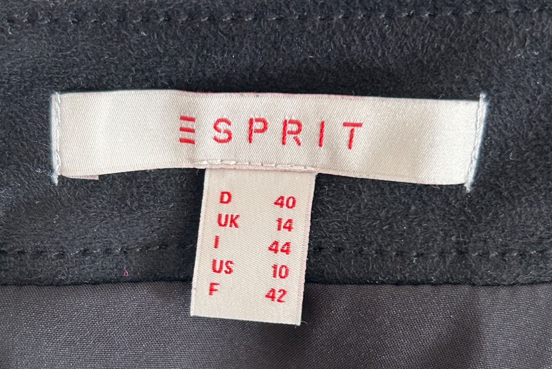 Esprit Gonne: Schwarzer ESPRIT Rock in Wildlederoptik, Gr. 40 – Nuovo (secondo la descrizione) da Pfäffikon ZH venduto da the4mos 2