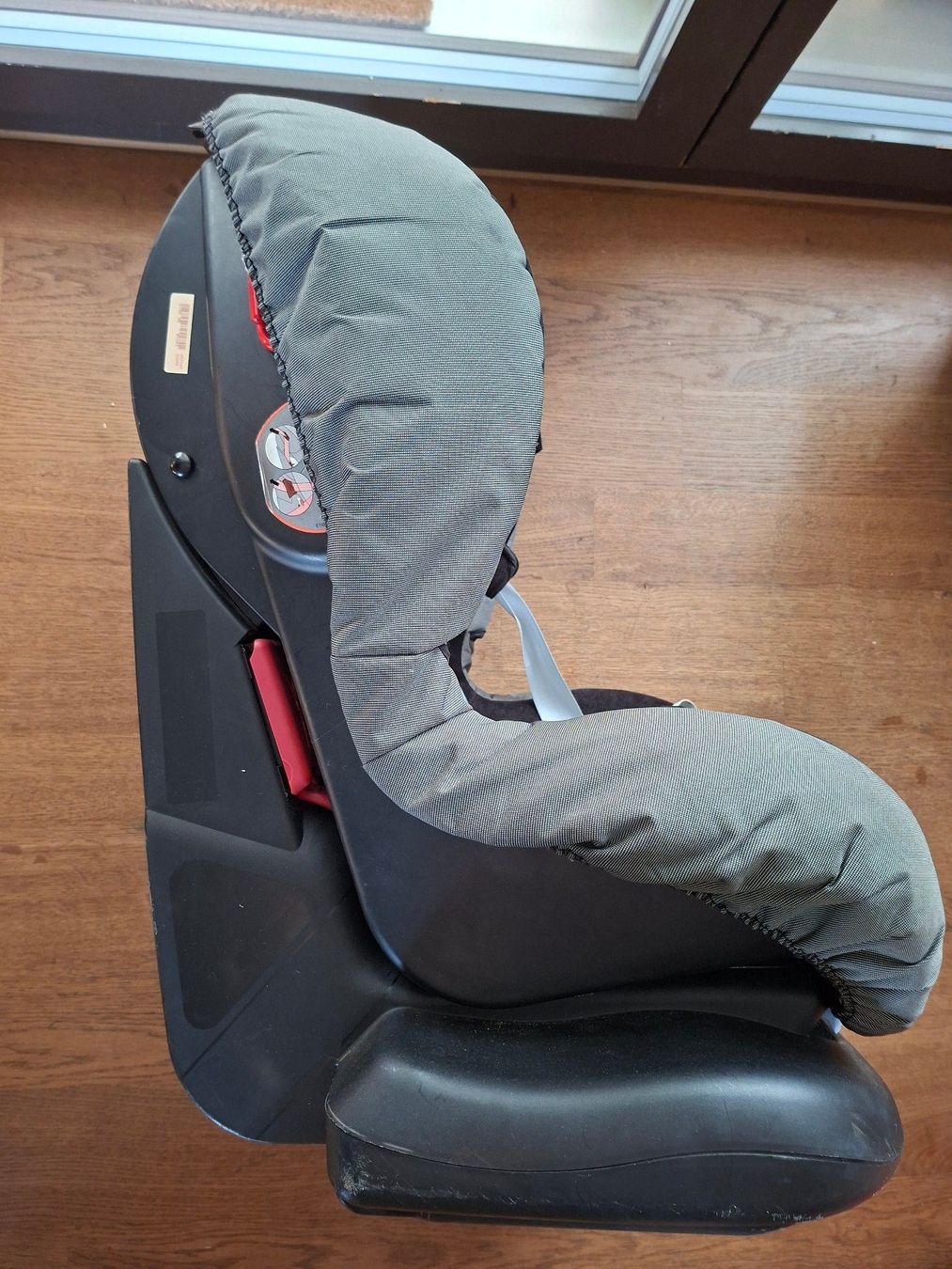 Maxi-Cosi Seggiolini per auto: Maxicosi Kindersitz – Usato da Zürich venduto da Pascual 3
