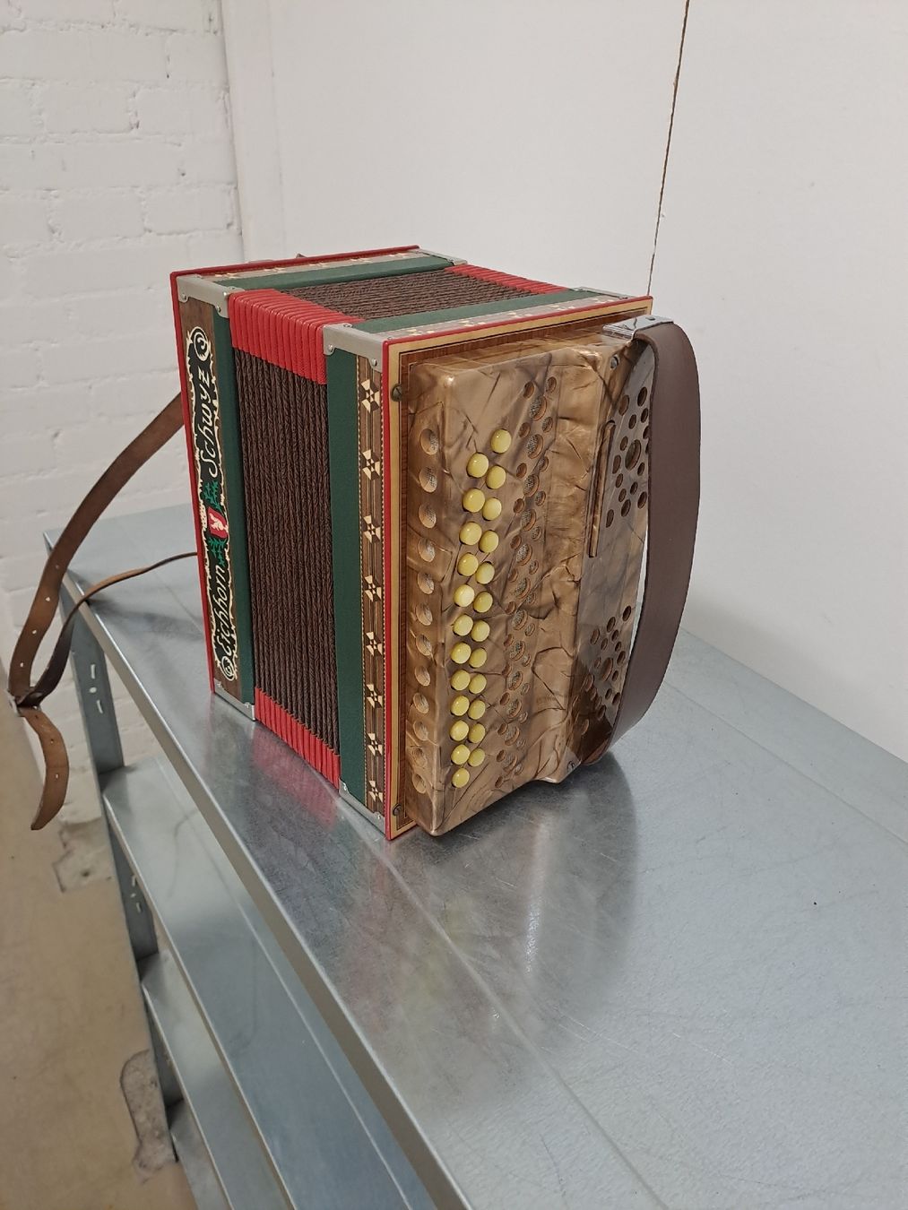 Strumenti musicali: Eichhorn orgeli 24 basses  – Usato da Villeneuve venduto da BibiVintage 5