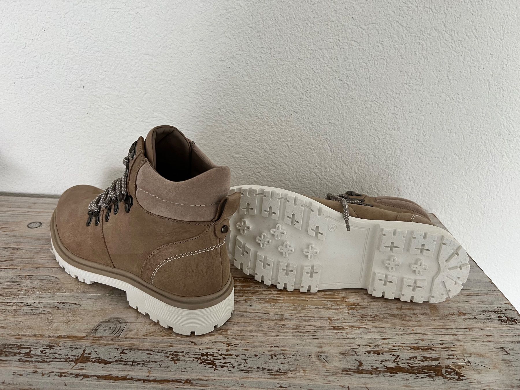 Damenschuhe: Damen Schnürboot Grösse 39 Neu – Neu (gemäss Beschreibung) aus Wolfwil von Levjus06 6