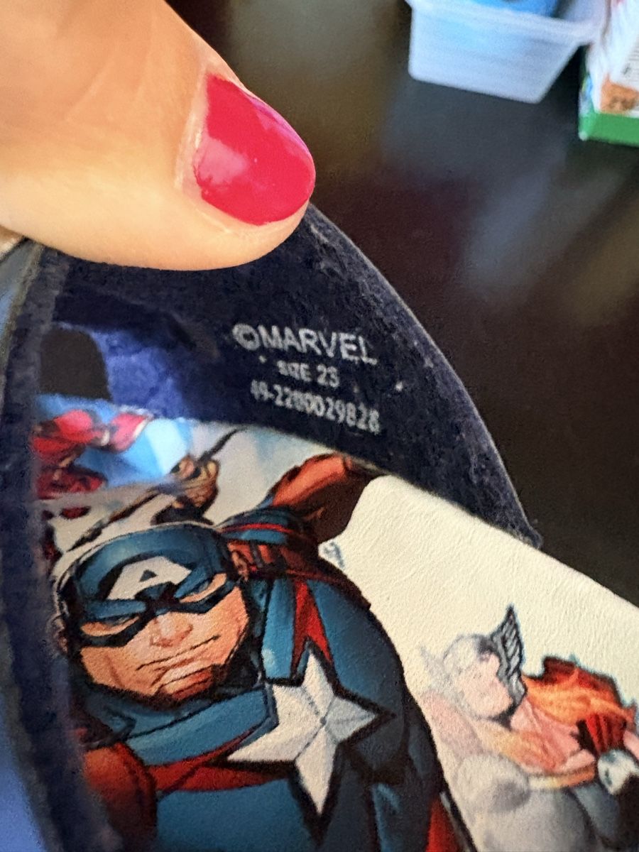 Schuhe für Jungen: Sandale Marvel Grösse 23 gebraucht – Gebraucht aus Münchenstein von Miresolese 3