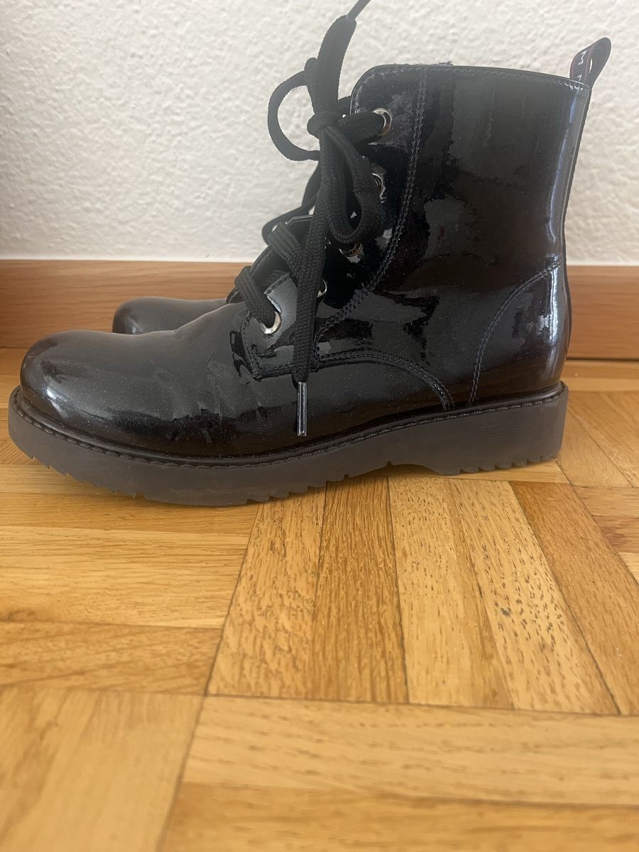 Tommy Hilfiger Scarpe per ragazze: Herbstschuhe Tommy Hilfiger , Gr. 33 – Usato da Siebnen venduto da emik01 2