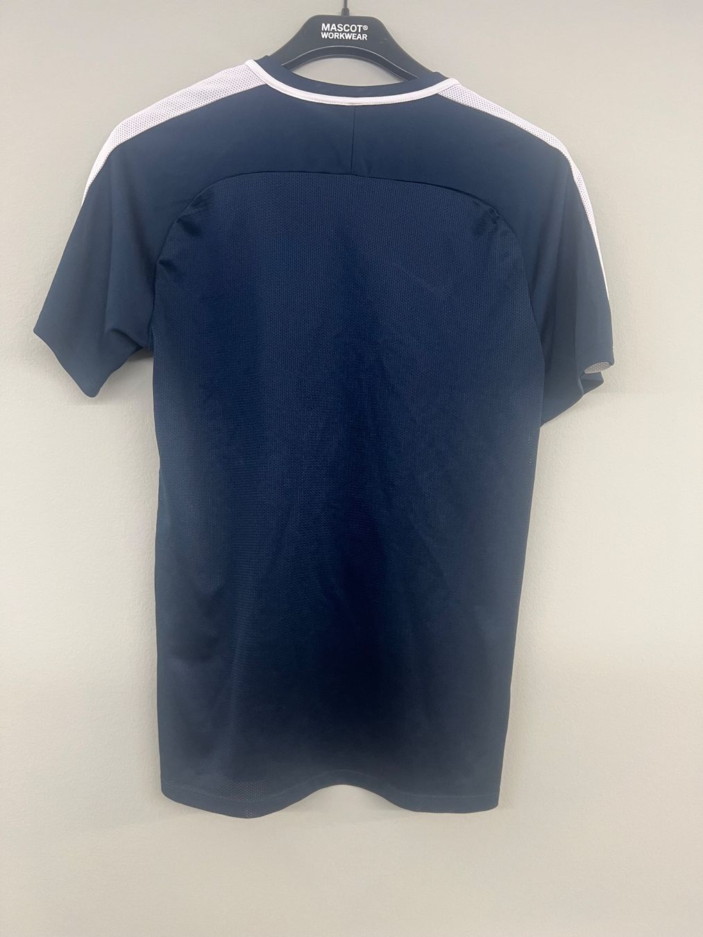 Nike T-Shirts: NIKE DRI-FIT (M); navyblue – Gebraucht aus Zürich von pamleano 1