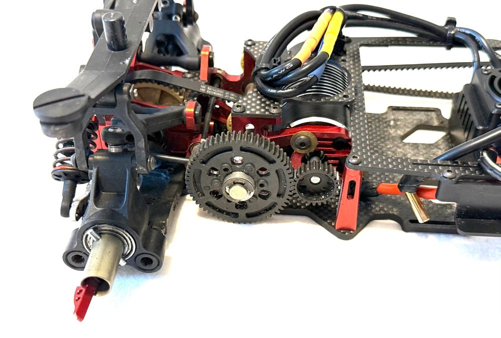 RC Kits de montage: CAPRICORN LAB 803 EP Race Evo 1/8 ON-ROAD – D'occasion à Yverdon-les-Bains par Fijo-rc 4